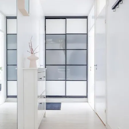 Flat With Essentials, Great Location, Parking *