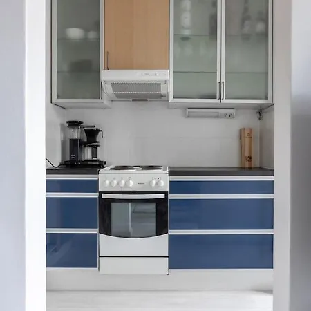 Flat With Essentials, Great Location, Parking הלסינקי