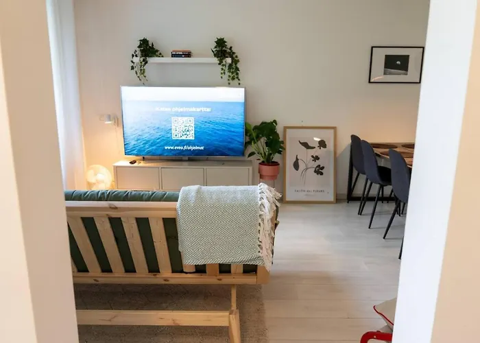 Flat With Essentials, Great Location, Parking *