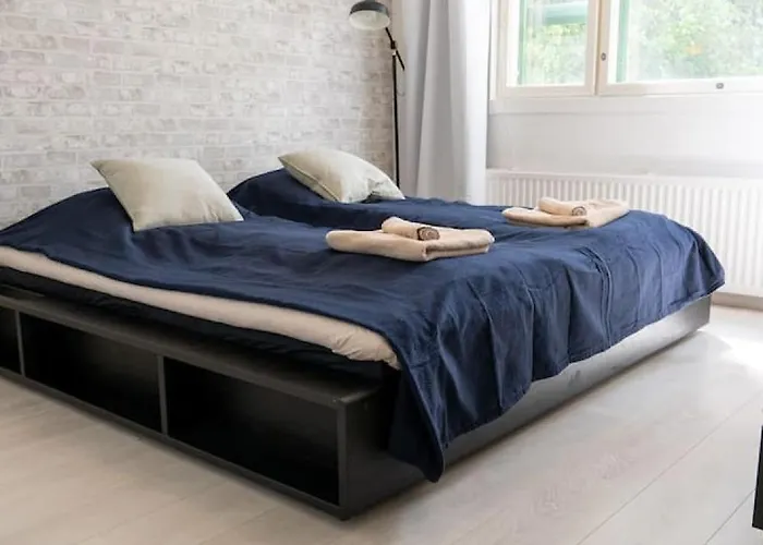 شقة Flat With Essentials, Great Location, Parking *